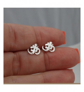 Women's Stud Earrings